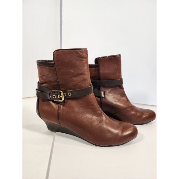 Rockport Shoes - Rockport Adidas Womens 2 Tone Brown Leather Buckle Wedge Booties Sz 8M Step In